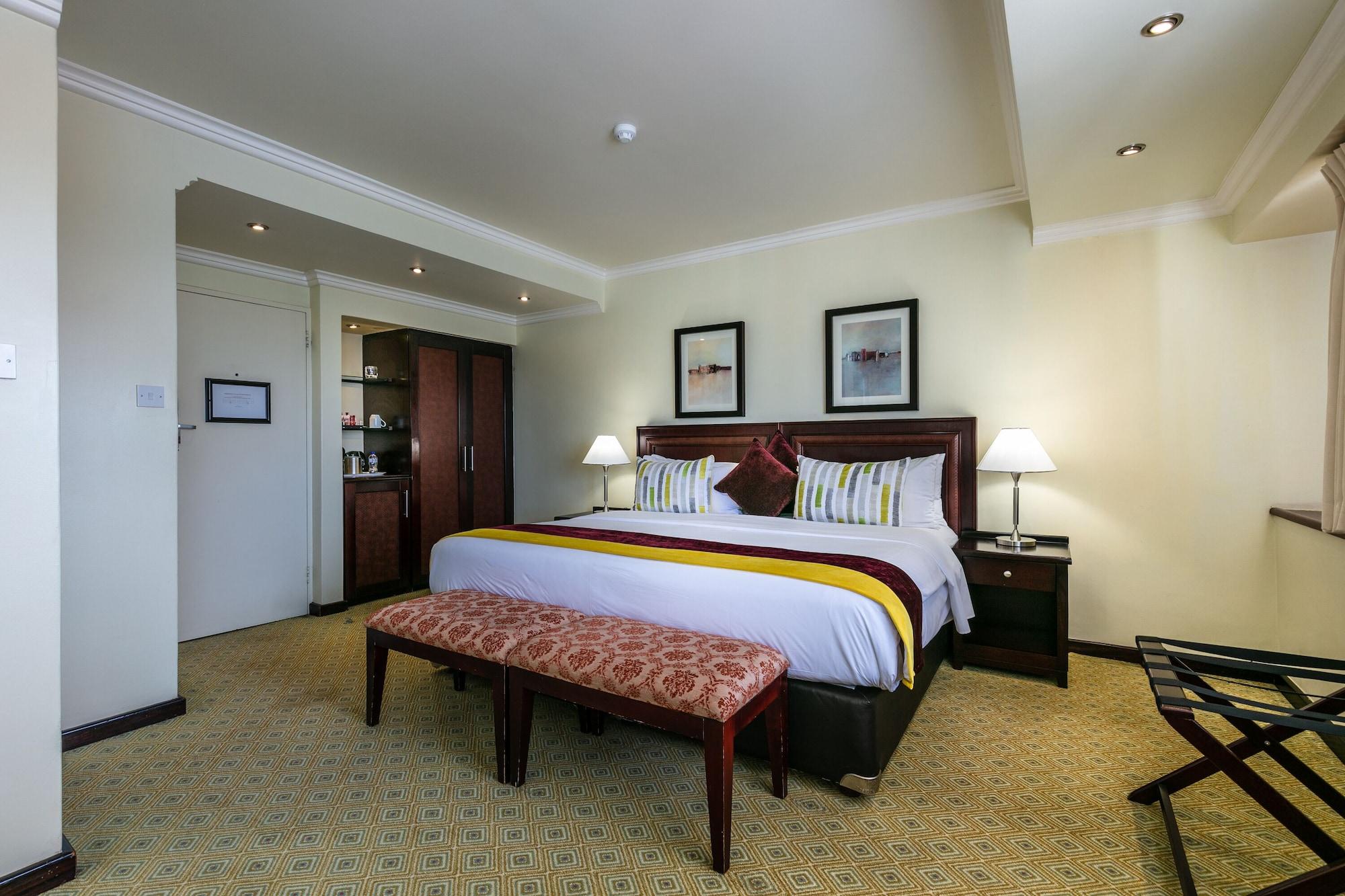 Cresta President Hotel Габороне Екстериор снимка